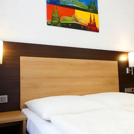 Callas Am Dom Hotell 3*