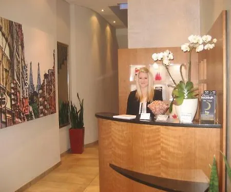 Hotell Callas Am Dom 3*