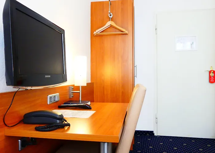 多姆卡拉斯酒店 3* 科隆